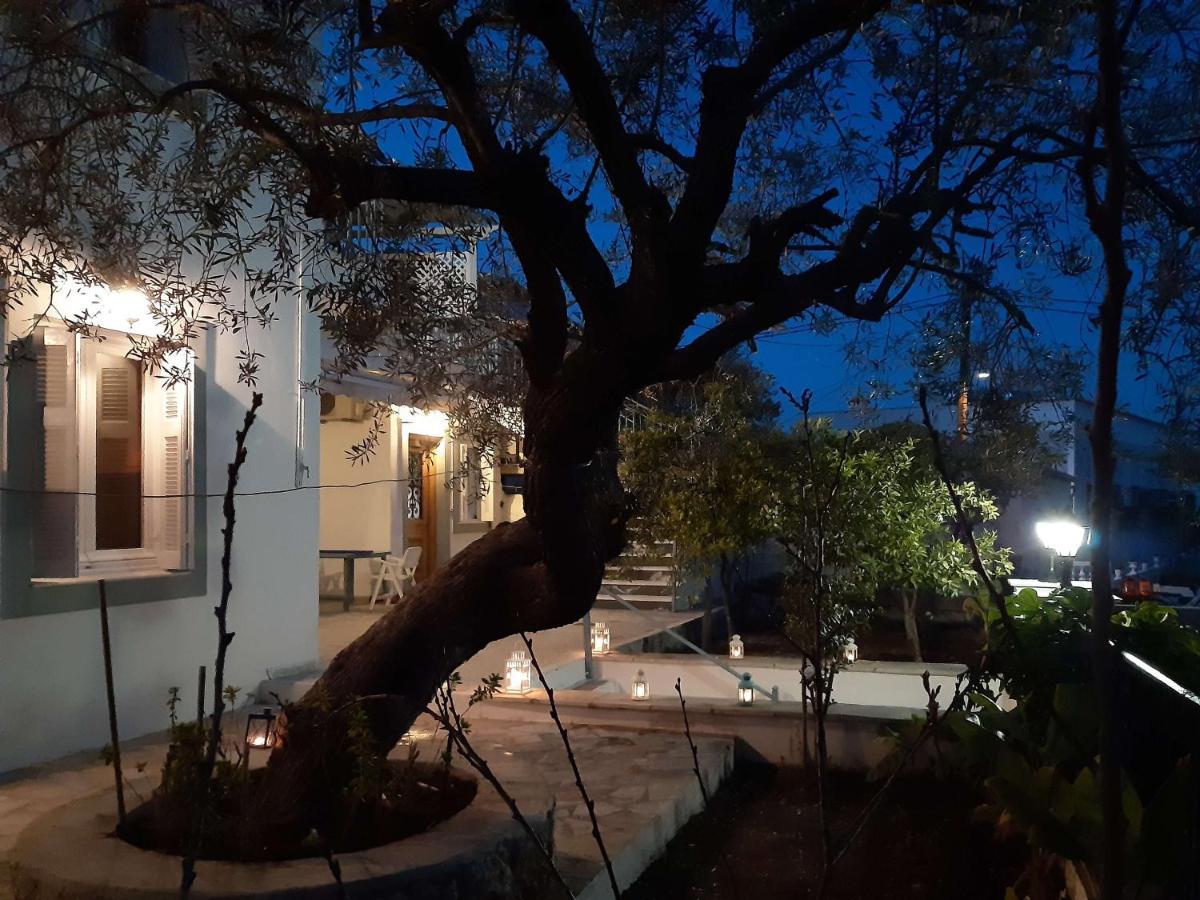 Dapia Holiday Home Spetses Town ภายนอก รูปภาพ