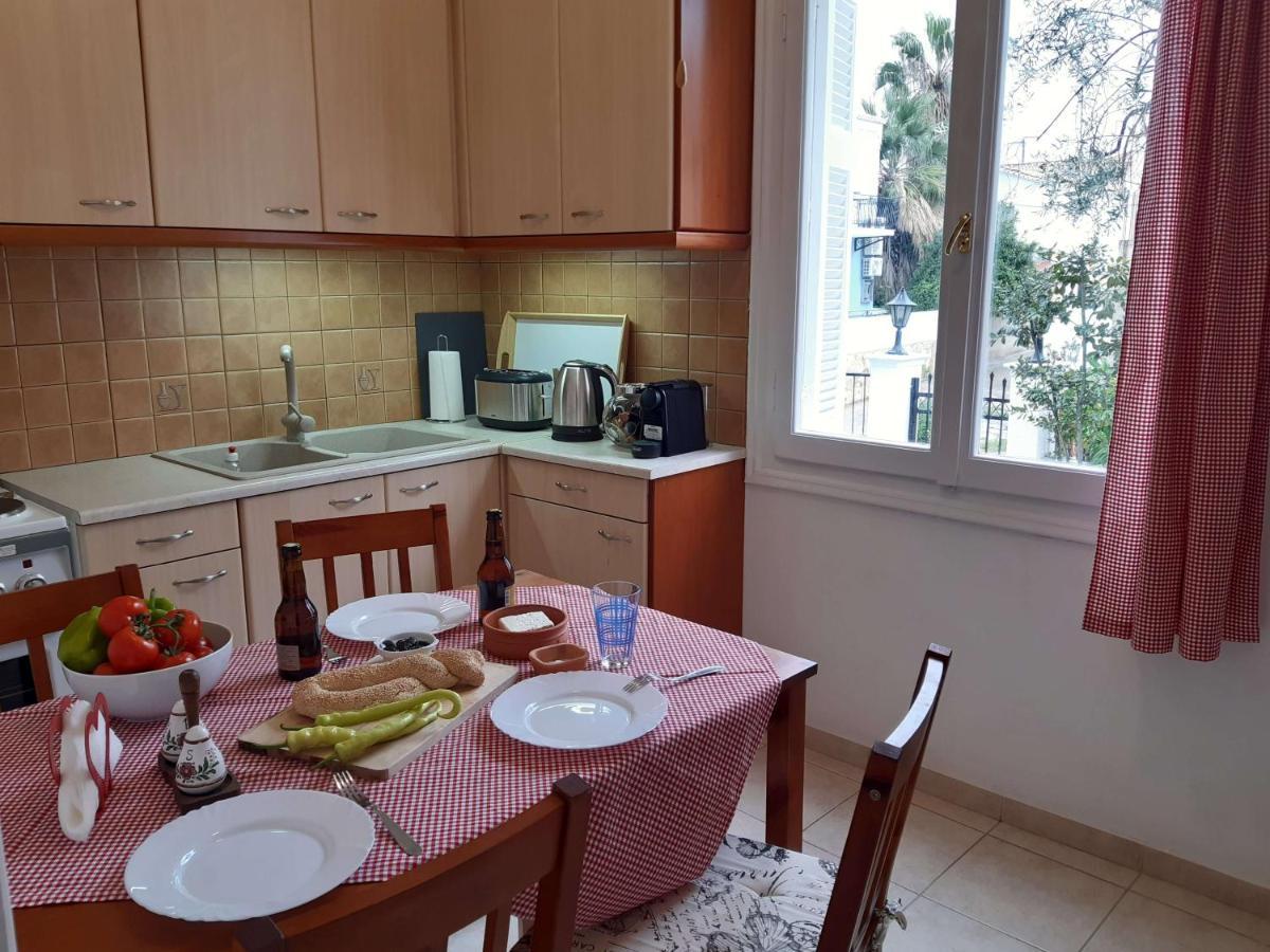 Dapia Holiday Home Spetses Town ภายนอก รูปภาพ