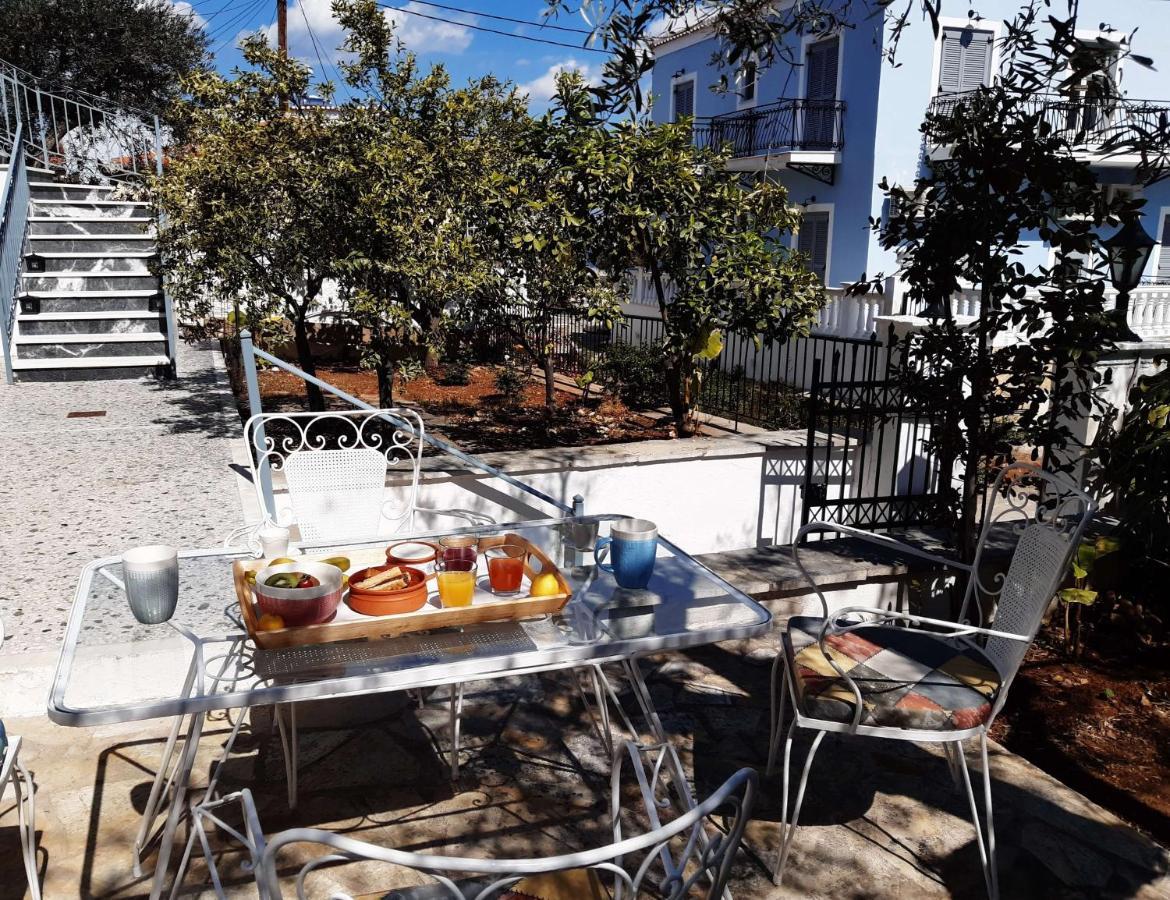 Dapia Holiday Home Spetses Town ภายนอก รูปภาพ