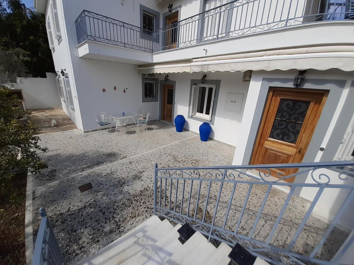 Dapia Holiday Home Spetses Town ภายนอก รูปภาพ